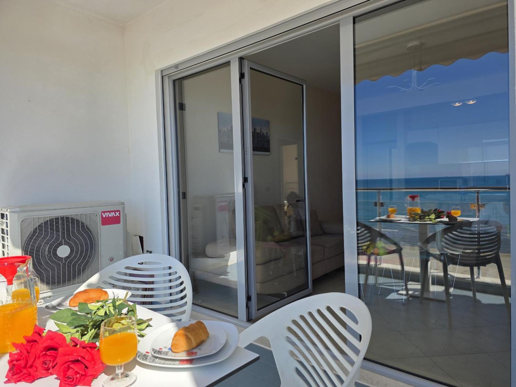 Brisa Del Mar Apartments Durrës Exteriör bild